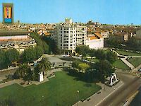 Place de Catalogne, arche Torcatis, monument Jaurès et le square Jeantet Violet