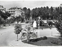 Place de Catalogne, monument Jaurès