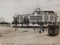 Place de Catalogne et tram